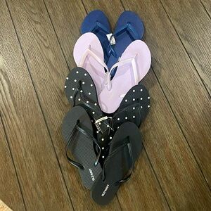 BUNDLE: Old Navy Women’s Flip Flops